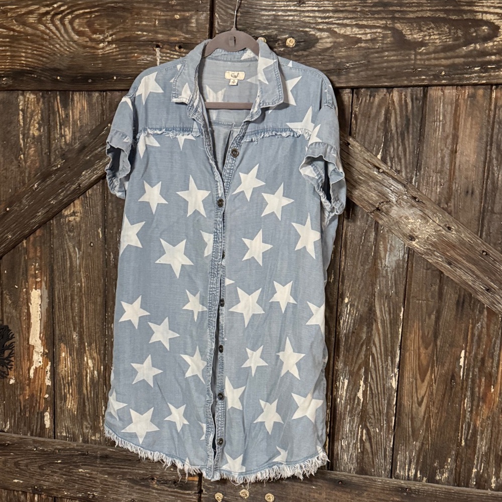 Easel Light Blue Star Patterned Dress with Pockets. Oversized Small